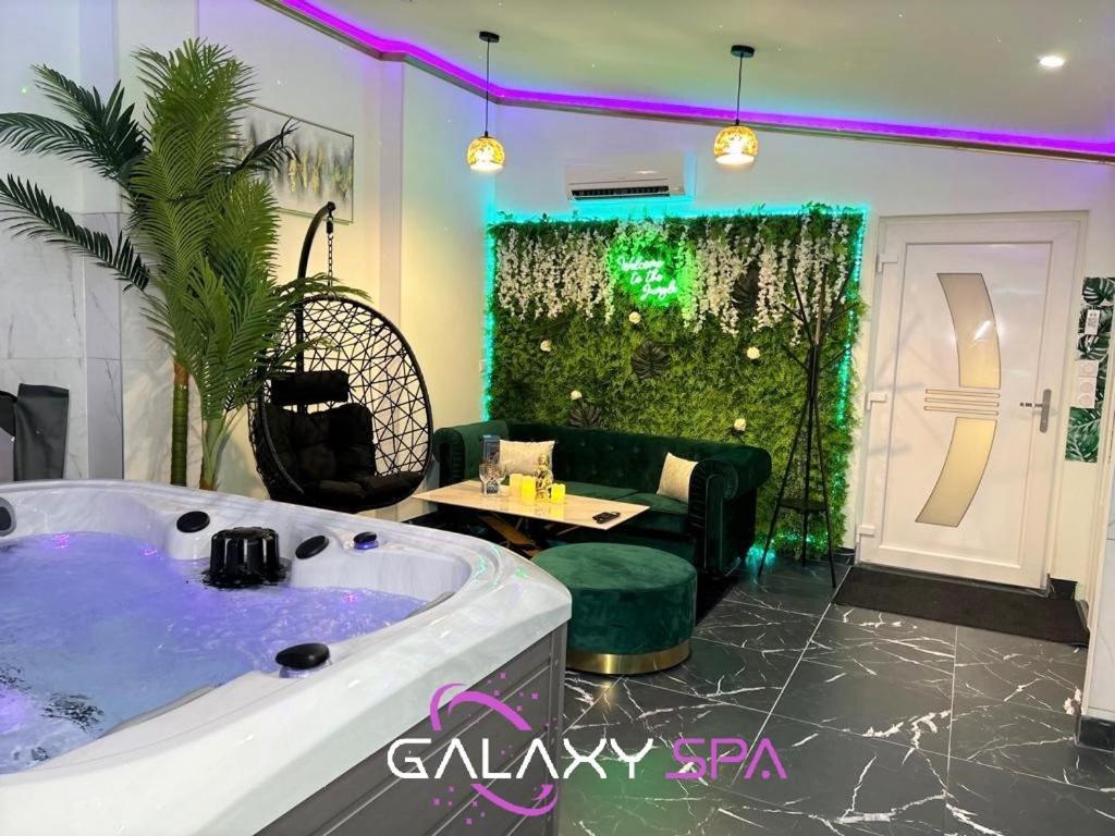 Galaxy Spa - Suite Jupiter Jacuzzi Privatif Champigneulles Exterior photo
